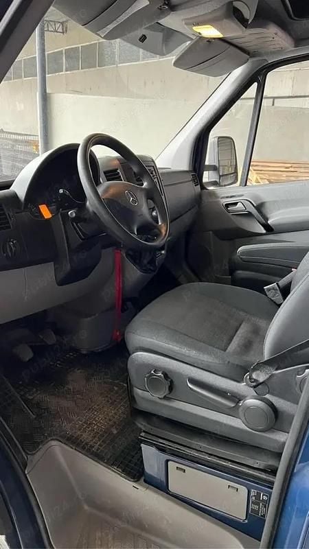 Second-hand Mercedes Sprinter 163 CP (119 kW) 2015 Albastru