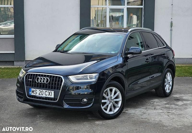 Second-hand Audi Q3 Sport 177 CP (130 kW) 2012 Culoarealbastru SUV