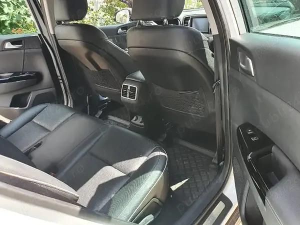 Second-hand Kia Sportage 185 CP (136 kW) 2016 Alb SUV