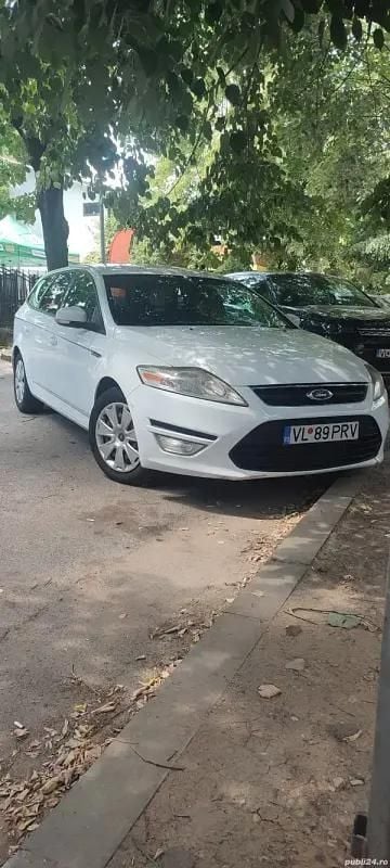 Alb Utilizat 2011 Ford Mondeo Break | 3.000 EUR (Preț bun) - Imagine 1/4