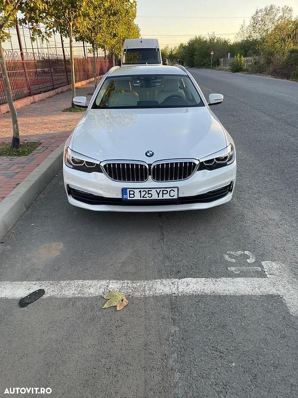 Culoarealb Utilizat 2020 BMW 520 Comfort Edition Break | 23.990 EUR (Preț OK) - Imagine 1/4