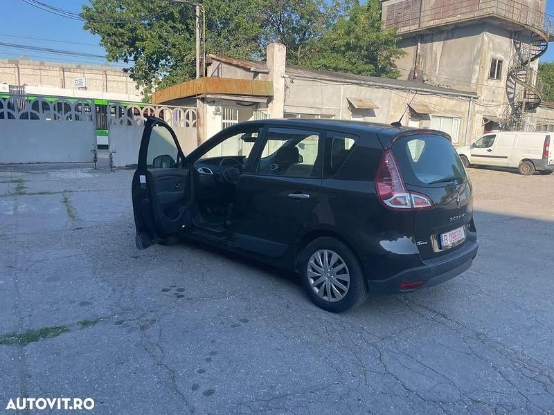 Second-hand Renault Scénic III 110 CP (80 kW) 2009 Culoarenegru Monovolum