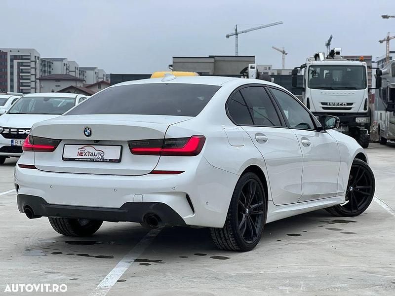 Second-hand BMW 320 190 CP (139 kW) 2021 Culoarealb Berlinǎ