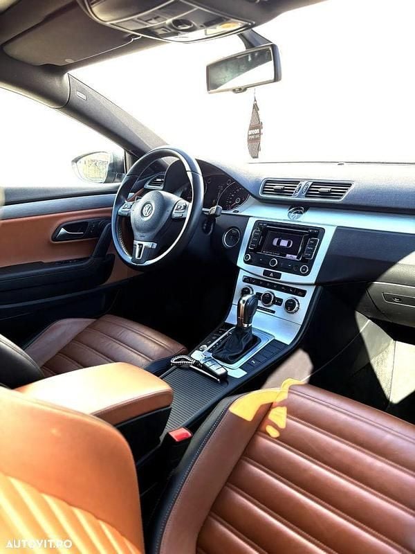 Culoarenegru Utilizat 2014 VW CC Berlinǎ | 8.500 EUR (Super Preț) - Imagine 1/4