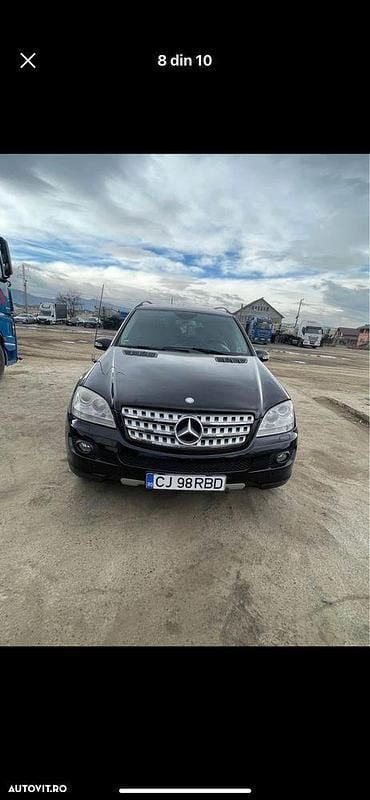 Negru Utilizat 2006 Mercedes ML320 SUV | 5.500 EUR (Preț OK) - Imagine 1/4
