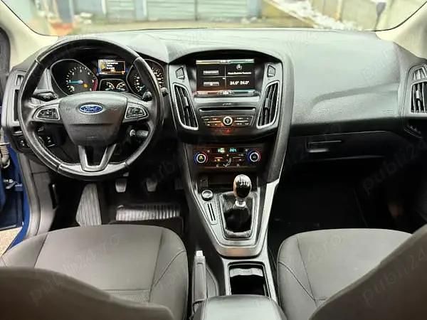 Second-hand Ford Focus 2016 Albastru Hatchback