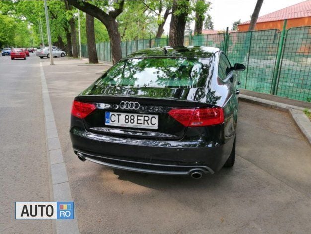 Negru Utilizat 2013 Audi A5 S-Line Coupe | 15.000 EUR (Puțin scump) - Imagine 1/4