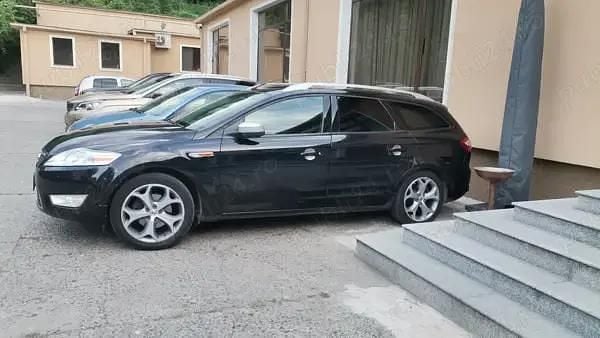 Second-hand Ford Mondeo 170 CP (125 kW) 2010 Negru Break