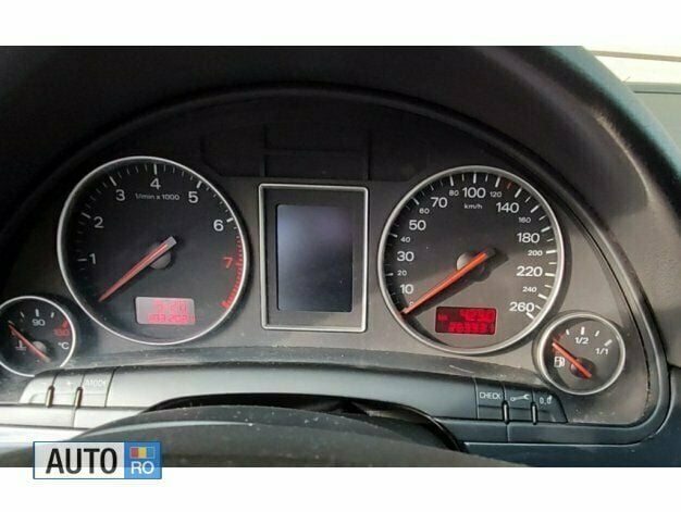 Second-hand Audi A4 160 CP (117 kW) 2003 Argintiu Break