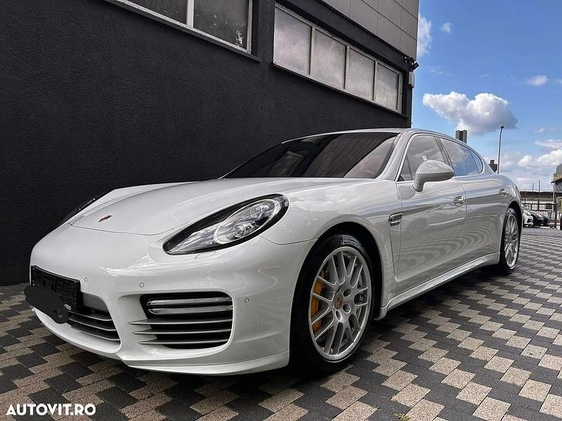 Culoarealb Utilizat 2015 Porsche Panamera Turbo S Executive Berlinǎ | 42.700 EUR - Imagine 1/4