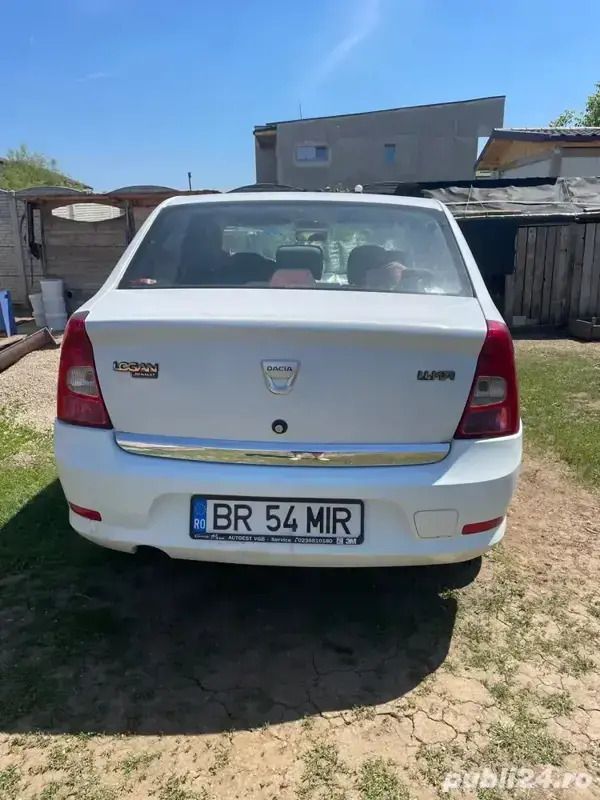 Utilizat 2008 Dacia Logan Berlinǎ | 1.650 EUR (Preț OK) - Imagine 1/3