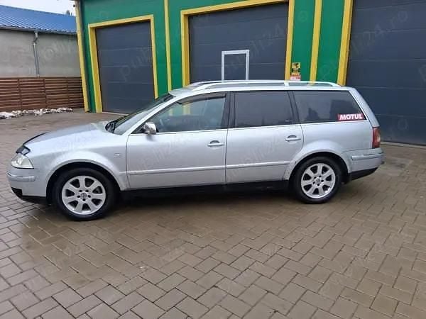Second-hand VW Passat 131 CP (96 kW) 2003 Hatchback