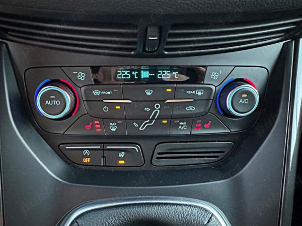 Rosu Utilizat 2018 Ford C-MAX Monovolum | 9.700 EUR (Preț OK) - Imagine 1/4