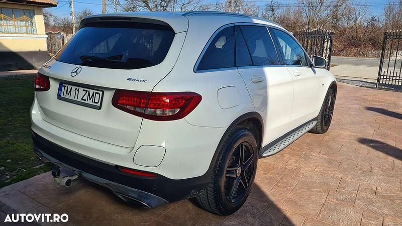 Second-hand Mercedes GLC350 320 CP (235 kW) 2017 Culoarealb SUV