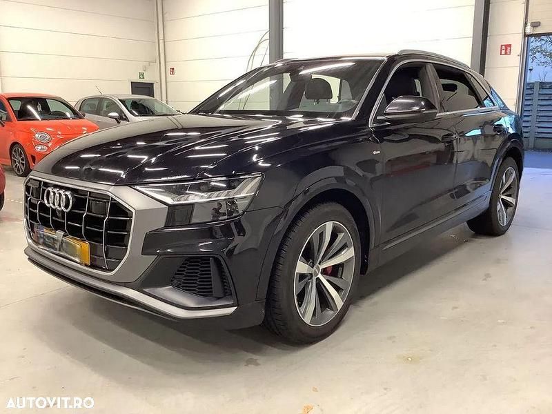 Culoarenegru Utilizat 2019 Audi Q8 Business SUV | 44.500 EUR - Imagine 1/4