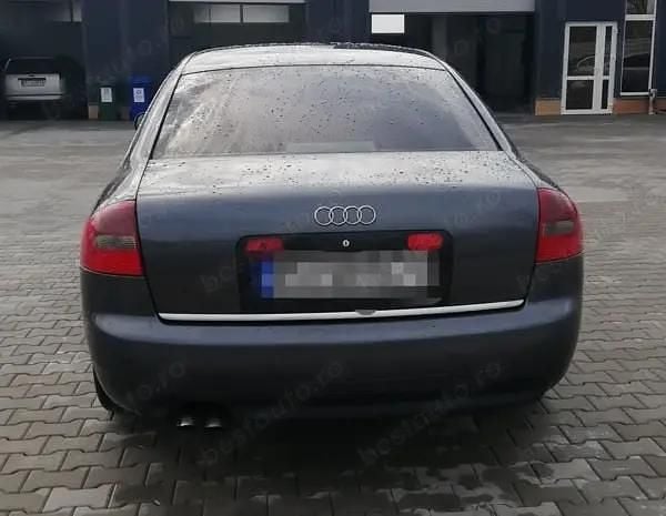Second-hand Audi A6 131 CP (96 kW) 2004 Gri Berlinǎ