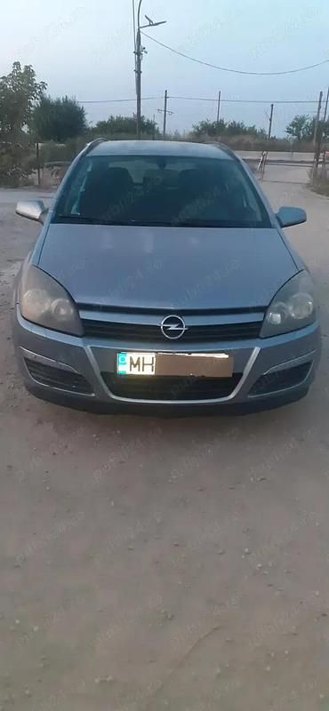 Second-hand Opel Astra 101 CP (74 kW) 2004 Gri Hatchback