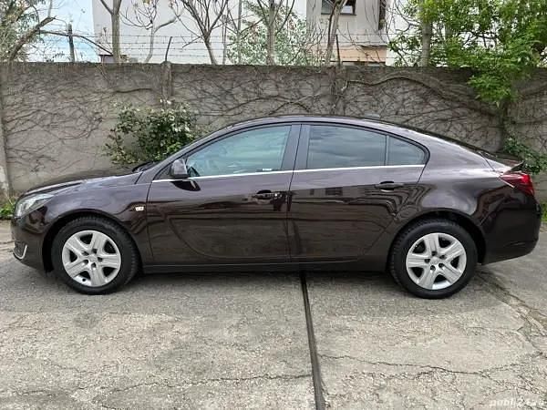 Second-hand Opel Insignia Cosmo 136 CP (100 kW) 2015 Visiniu Berlinǎ