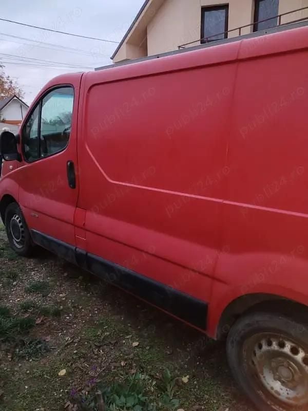 Utilizat 2008 Renault Trafic Van | 3.600 EUR (Preț OK) - Imagine 1/4