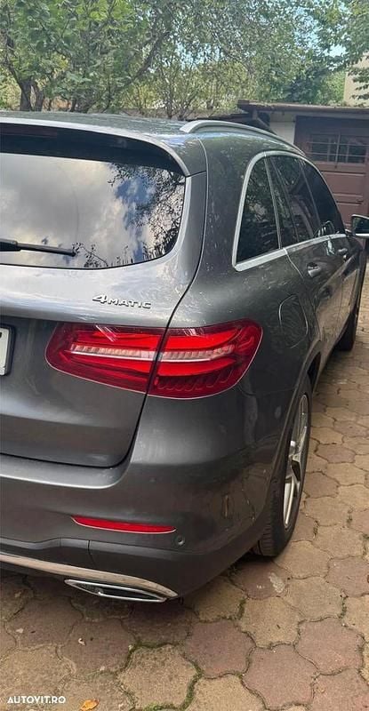 Culoaregri Utilizat 2017 Mercedes GLC250 SUV | 28.000 EUR (Preț OK) - Imagine 1/4