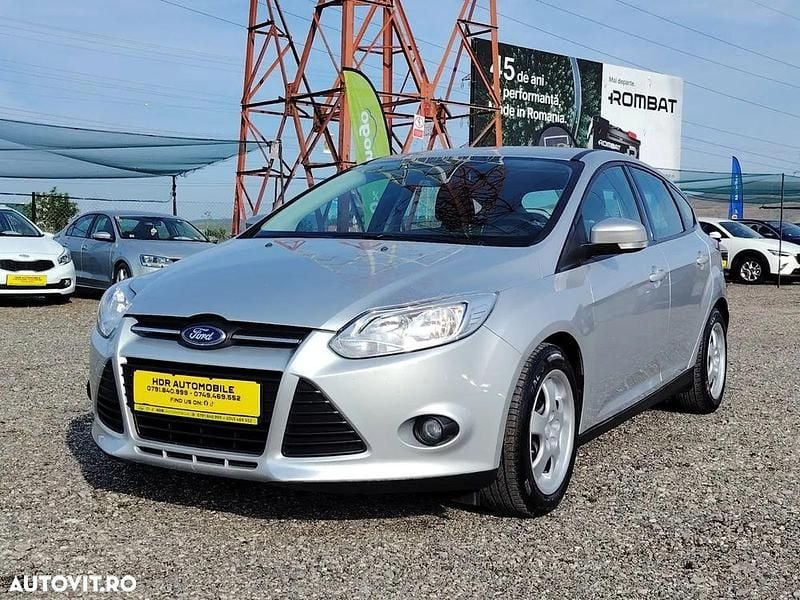 Culoareargint Utilizat 2012 Ford Focus Trend | 4.999 EUR (Preț OK) - Imagine 1/4