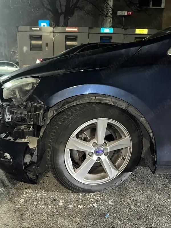 Second-hand Volvo V40 115 CP (84 kW) 2013 Hatchback