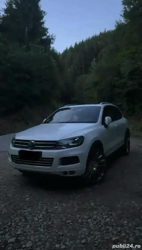 Utilizat 2014 VW Touareg SUV | 18.000 EUR (Super Preț) - Imagine 1/4
