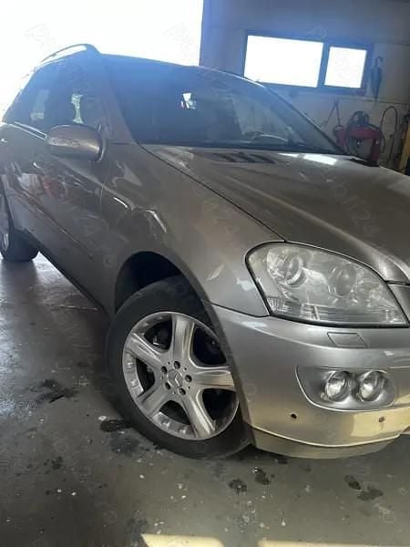 Utilizat 2007 Mercedes ML350 SUV | 6.000 EUR (Preț OK) - Imagine 1/4
