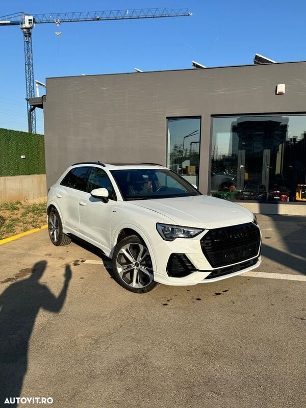 Alb Utilizat 2021 Audi Q3 S-Line SUV | 28.999 EUR - Imagine 1/4