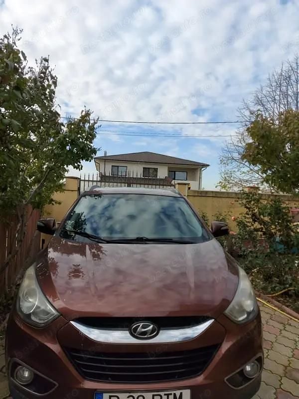 Maro Utilizat 2013 Hyundai ix35 SUV | 8.250 EUR (Preț OK) - Imagine 1/4