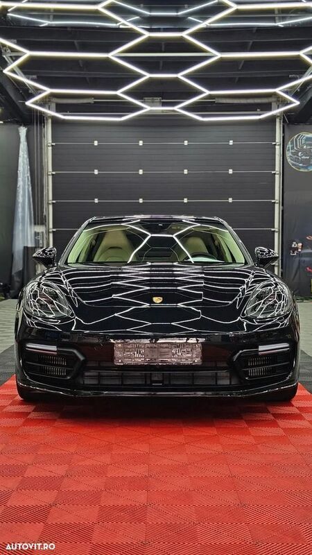 Negru Utilizat 2018 Porsche Panamera 4S Berlinǎ | 62.000 EUR - Imagine 1/4