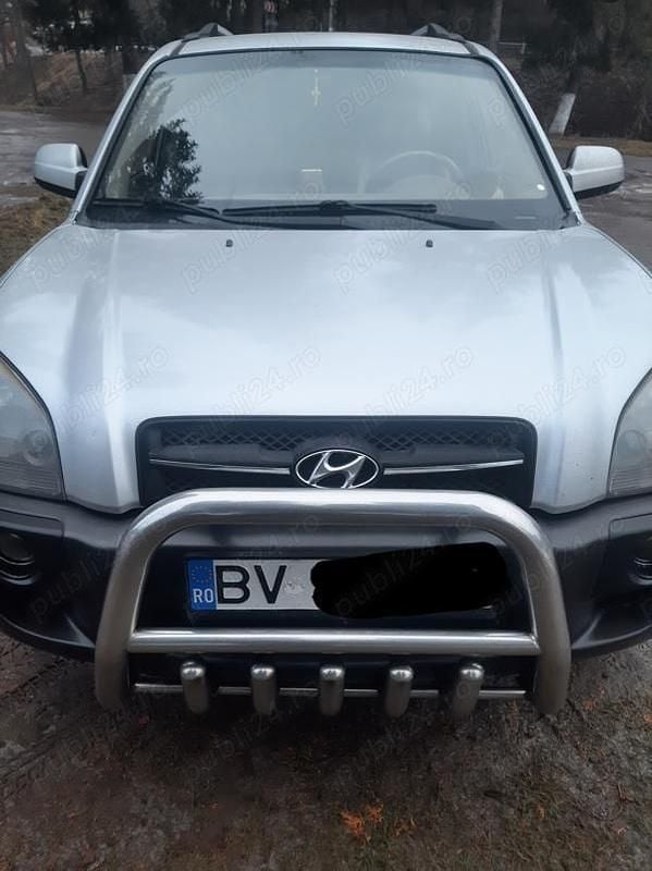Gri Second-hand 2007 Hyundai Tucson SUV | 3.800 EUR (Preț bun) - Imagine 1/4