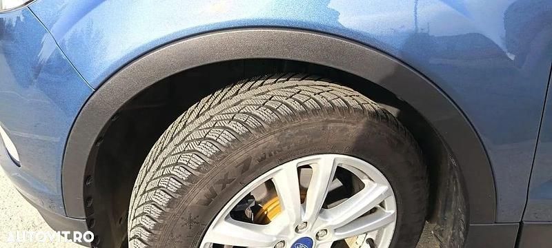 Second-hand Ford Kuga Trend 150 CP (110 kW) 2019 Culoarealbastru SUV