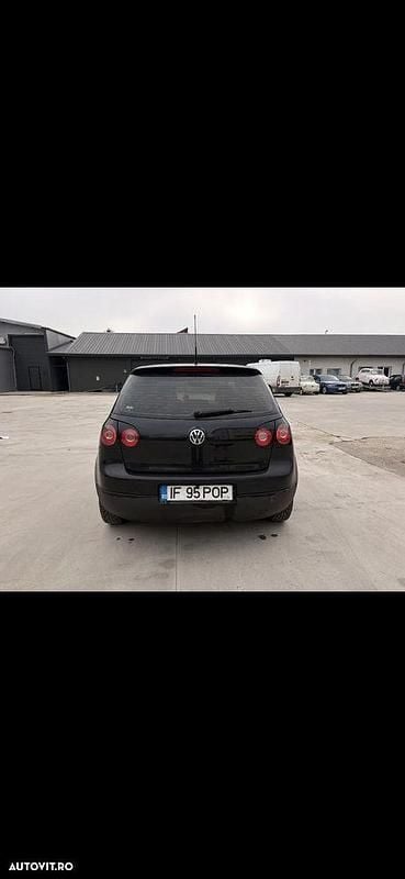 Second-hand VW Golf V Trendline 105 CP (77 kW) 2007 Culoarenegru Hatchback