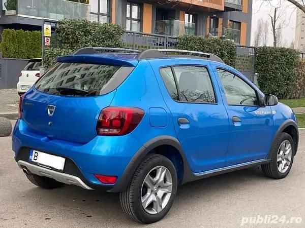 Utilizat 2020 Dacia Sandero Stepway Hatchback | 9.400 EUR (Puțin scump) - Imagine 1/4