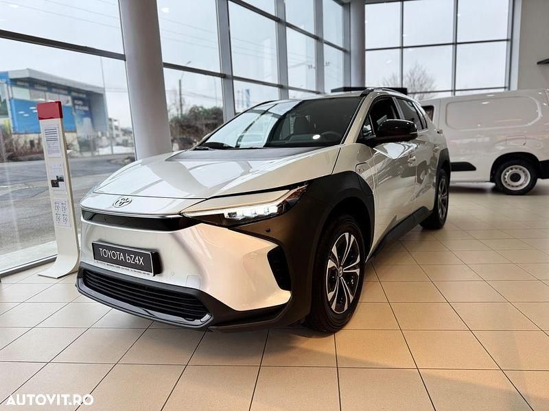 Nouă Toyota bZ4X 150 kW (204 CP) 2025 Culoareargint SUV