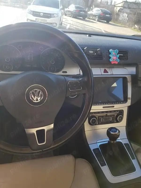 Second-hand VW Passat 105 CP (77 kW) 2010 Berlinǎ