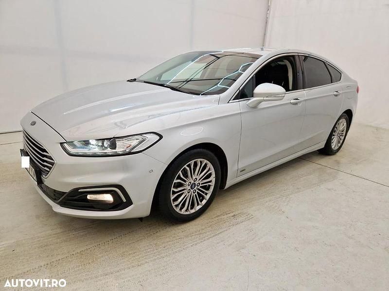 Second-hand Ford Mondeo Titanium 190 CP (139 kW) 2020 Culoaregri Berlinǎ