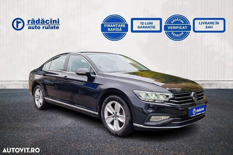 Culoarenegru Utilizat 2021 VW Passat Highline Berlinǎ | 21.400 EUR (Preț bun) - Imagine 1/3