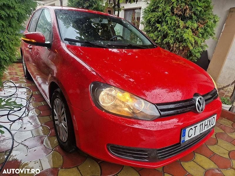 Culoarerosu Utilizat 2012 VW Golf VII Trendline Hatchback | 5.950 EUR (Preț OK) - Imagine 1/4