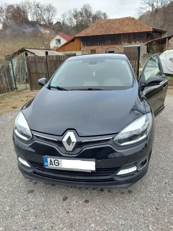 Negru Utilizat 2014 Renault Mégane III Berlinǎ | 7.000 EUR (Preț OK) - Imagine 1/4