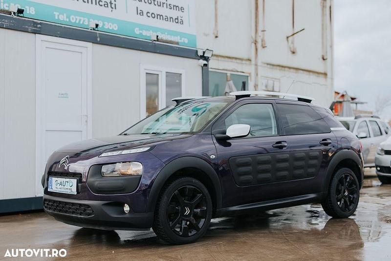 Culoarealte culori Utilizat 2015 Citroën C4 Shine Edition SUV | 6.900 EUR (Scump) - Imagine 1/4