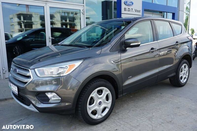 Gri Utilizat 2017 Ford Kuga SUV | 14.990 EUR (Preț OK) - Imagine 1/4