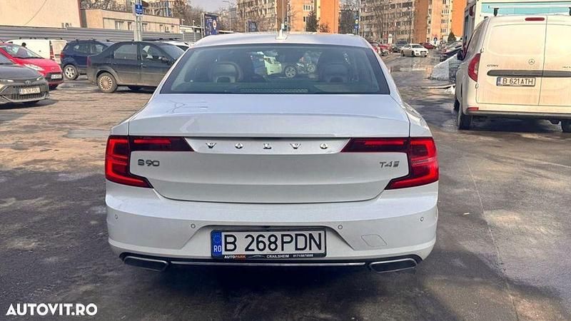 Second-hand Volvo S90 Inscription 190 CP (139 kW) 2018 Culoarealb Berlinǎ