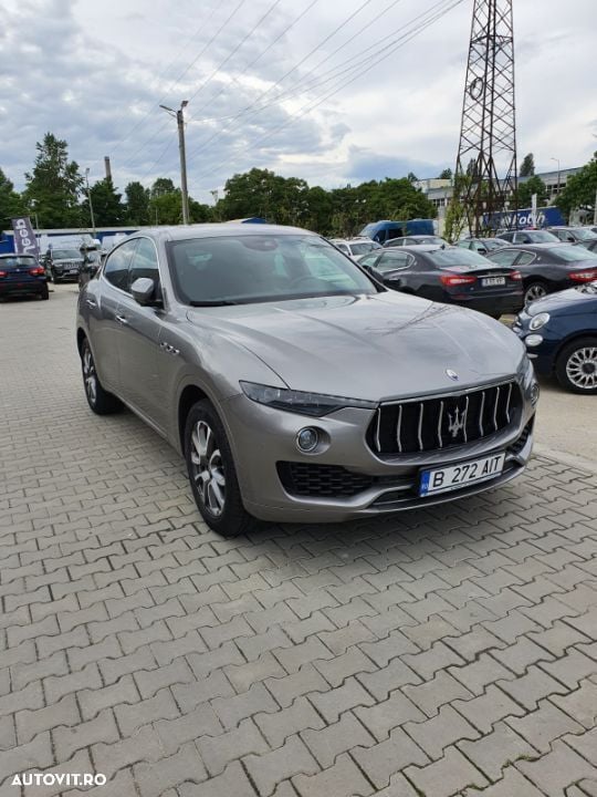 Gri Utilizat 2018 Maserati Levante SUV | 59.500 EUR (Scump) - Imagine 1/4