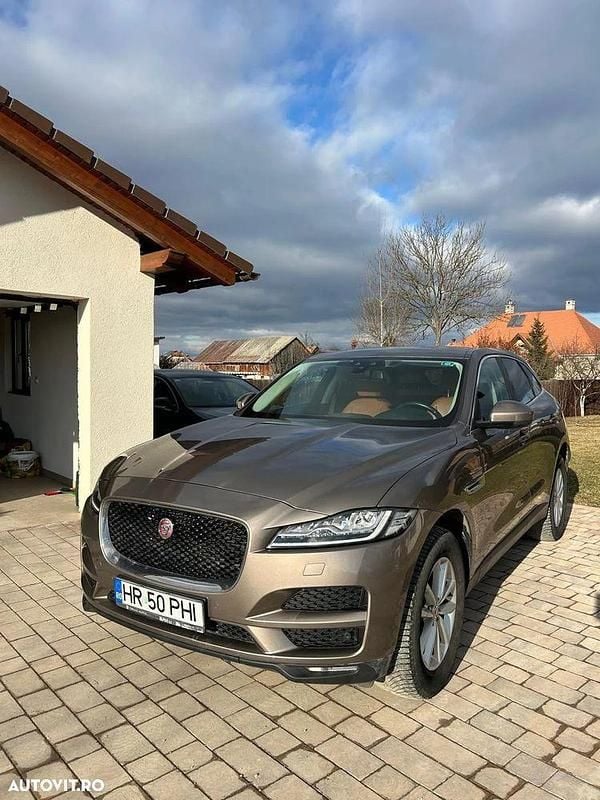 Culoaregri Utilizat 2016 Jaguar F-Pace Portfolio SUV | 13.500 EUR (Preț bun) - Imagine 1/4