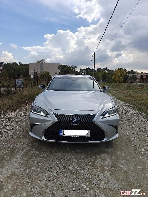 Utilizat 2021 Lexus ES300 Executive Line Berlinǎ | 34.500 EUR - Imagine 1/4