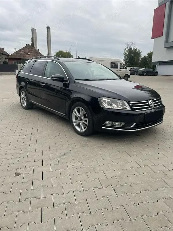 Second-hand VW Passat Highline 140 CP (102 kW) 2012 Culoarenegru Break