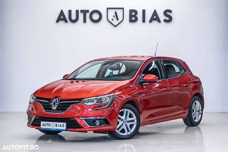 Rosu Utilizat 2019 Renault Mégane IV Intens Hatchback | 11.490 EUR (Preț OK) - Imagine 1/4