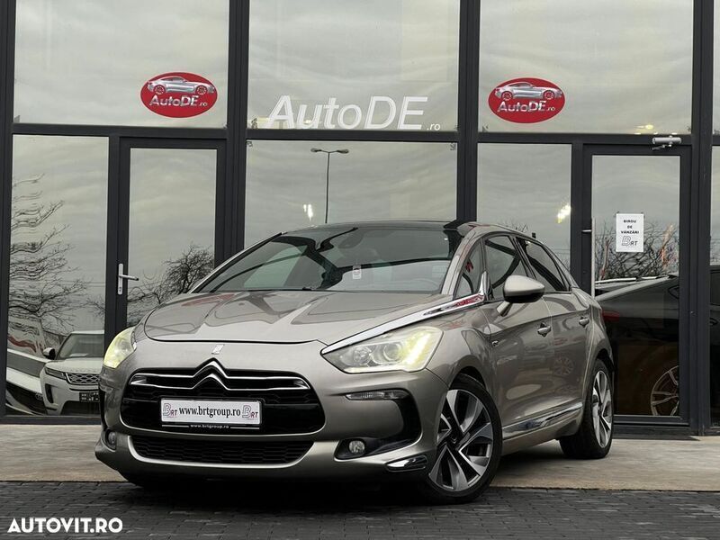 Gri Utilizat 2012 Citroën DS5 Hatchback | 7.490 EUR (Preț OK) - Imagine 1/4